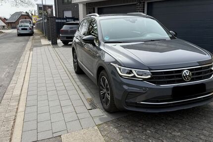 VW Tiguan 47.334 km 26.500 &euro; Hiddenhausen 32120