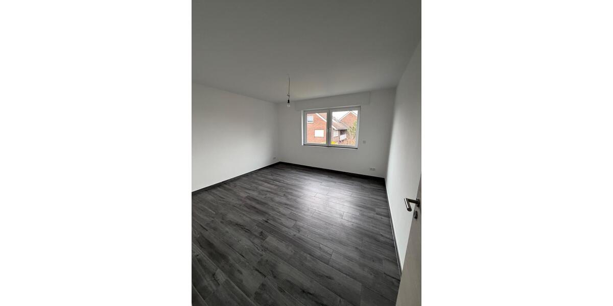 Etagenwohnung Werther (Westfahlen) - 3 Zimmer, 100 m&sup2;, 1.250&euro; | Angebot:25764224