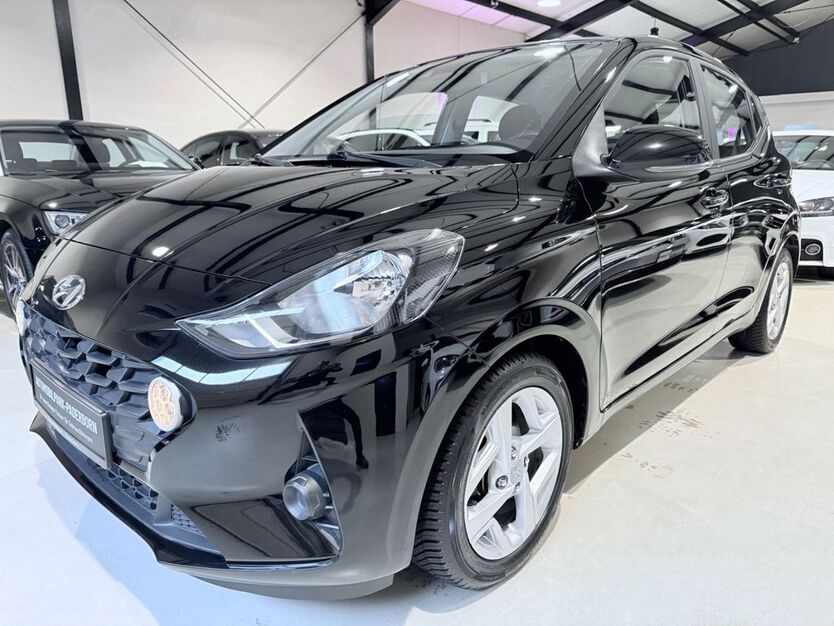 Hyundai i10 53.789 km 11.700 € Paderborn 33102