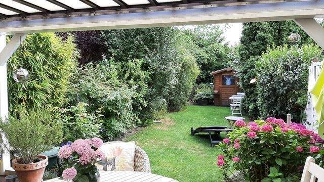 Erfolgreich vermittelt........Top gepflegtes Niedrigenergie-Haus 5 zimmer