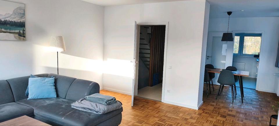 Doppelhaushälfte Bad Salzuflen - 4 Zimmer, 108 m&sup2;, 1.450&euro; | Angebot:25449518