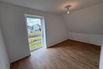 Großzügiges Neubau-Reihenhaus mit 2 Stellplätzen + Garten