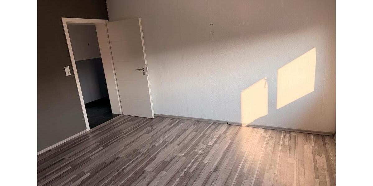 Etagenwohnung Bad Oeynhausen Rehme - 3 Zimmer, 88 m&sup2;, 1.100&euro; | Angebot:25350808