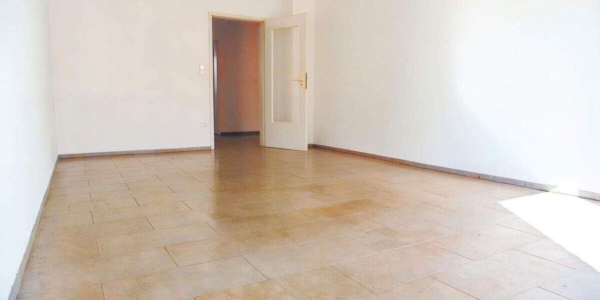 Etagenwohnung Gütersloh Innenstadt - 3 Zimmer, 72 m&sup2;, 225.000&euro; | Angebot:25755901