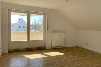 Helle 3-Zimmer Wohnung mit Balkon im schönen Gellershagen zu sofort frei