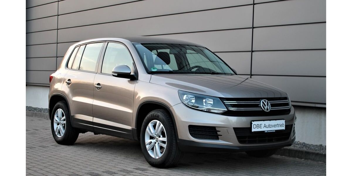 VW Tiguan 104.000 km 11.800 &euro; Leopoldshöhe 33818