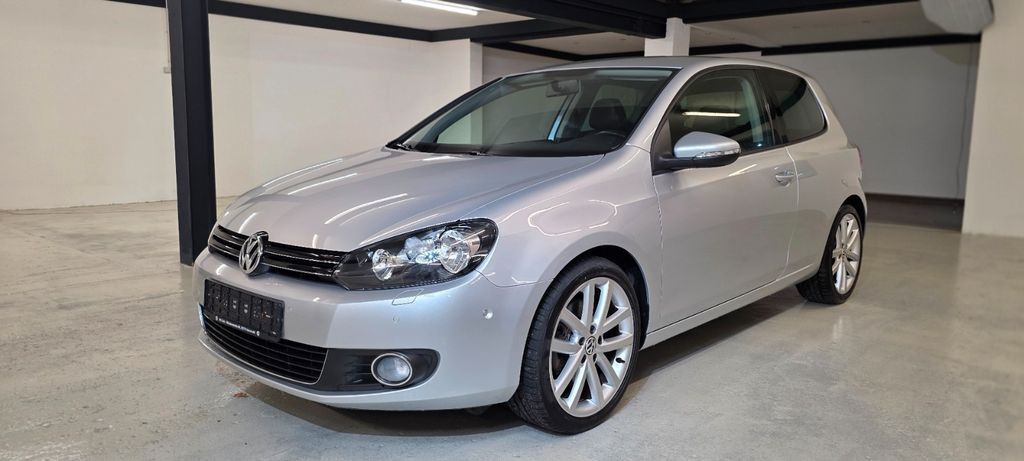 VW Golf 41.328 km 10.499 € Versmold 33775