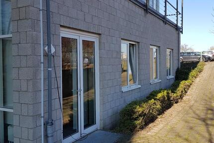 GILDE-Forum Detmold: 122 m² Büro, perfekt aufgeteilt u. mit eigener Zufahrt zimmer