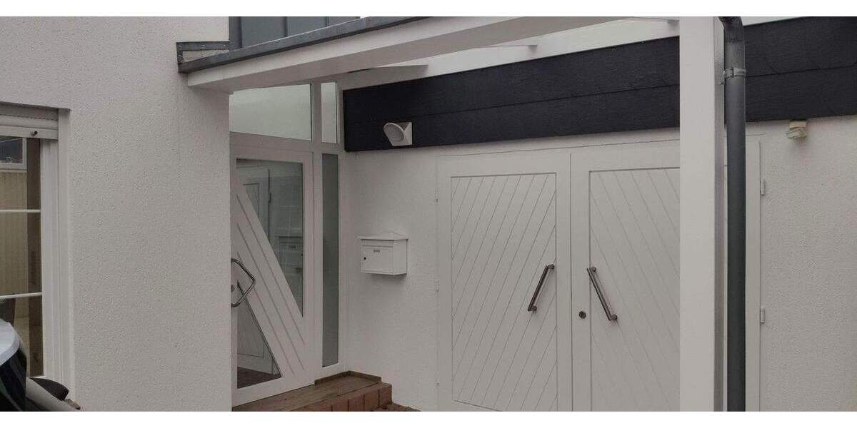 Einfamilienhaus Bad Salzuflen Innenstadt - 3 Zimmer, 135 m&sup2;, 1.390&euro; | Angebot:25782938