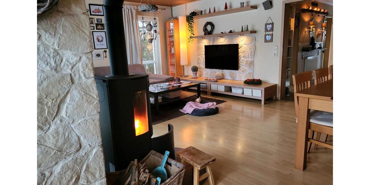 Reihenhaus Leopoldshöhe - 6 Zimmer, 150 m&sup2;, 450.000&euro; | Angebot:27079092
