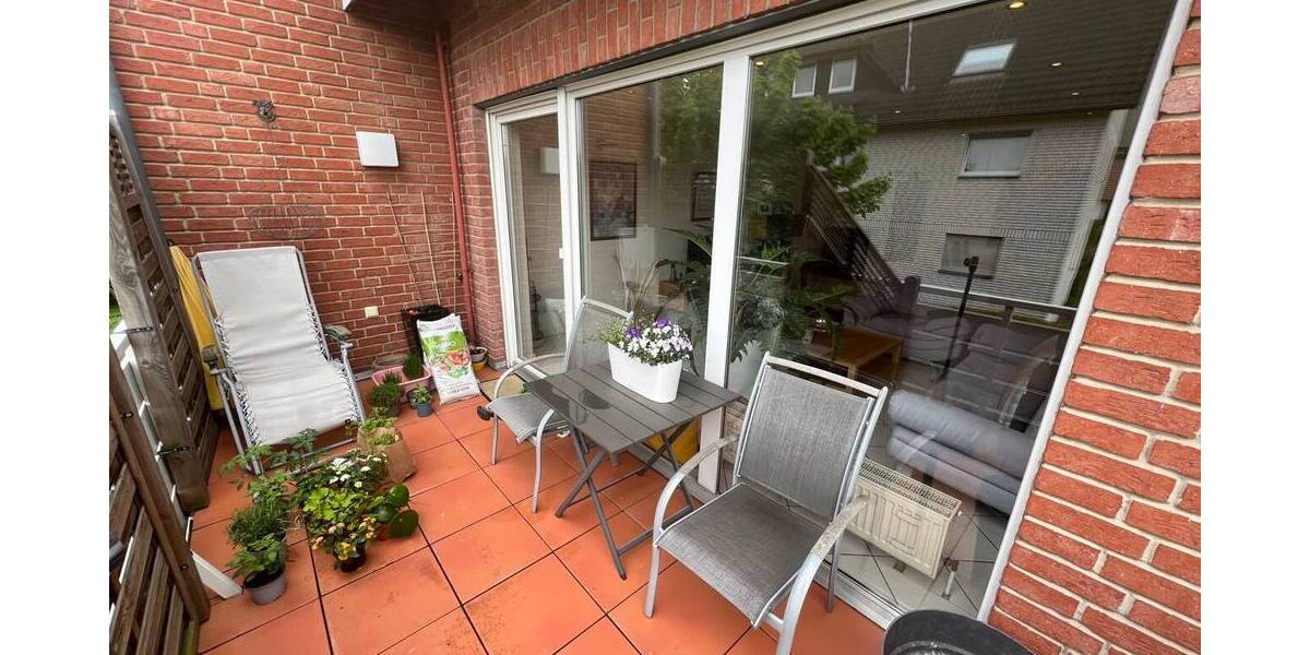 RESERVIERT: Wohnkomfort pur: Eigentumswohnung mit Südbalkon & zwei Stellplätzen in Löhne-Gohfeld 4 zimmer