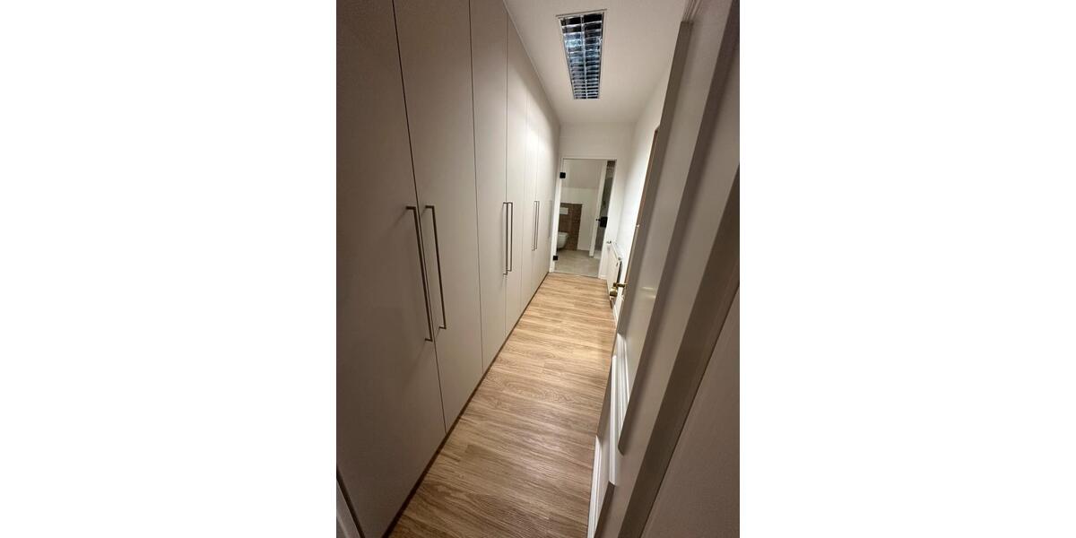 Maisonettenwohnung Hiddenhausen - 3 Zimmer, 157 m&sup2;, 1.350&euro; | Angebot:25635937