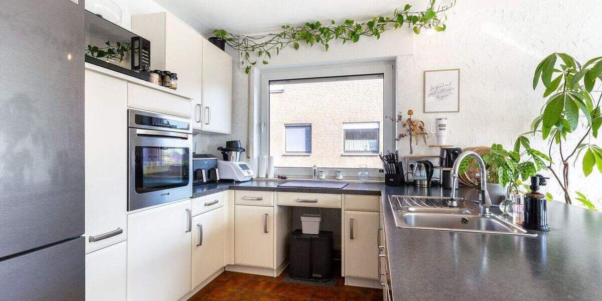 Etagenwohnung Gütersloh Innenstadt - 3 Zimmer, 87 m&sup2;, 179.000&euro; | Angebot:25643521