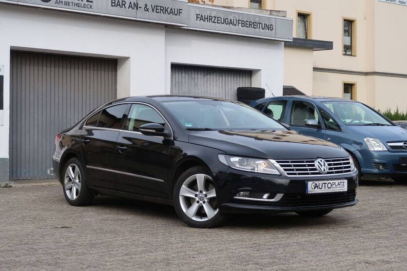 VW CC 325.941 km 8.950 € Bielefeld 33617
