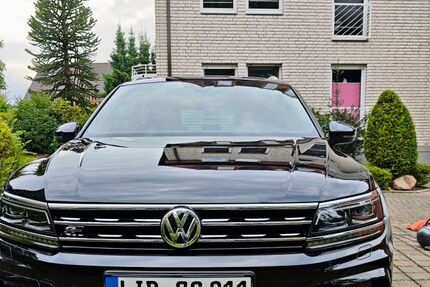 VW Tiguan 42.000 km 33.500 € Bad Salzuflen 32108