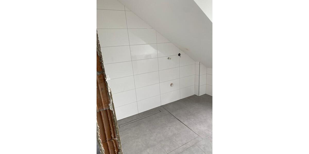 Dachgeschoßwohnung Hövelhof - 3 Zimmer, 70 m&sup2;, 956&euro; | Angebot:25353932
