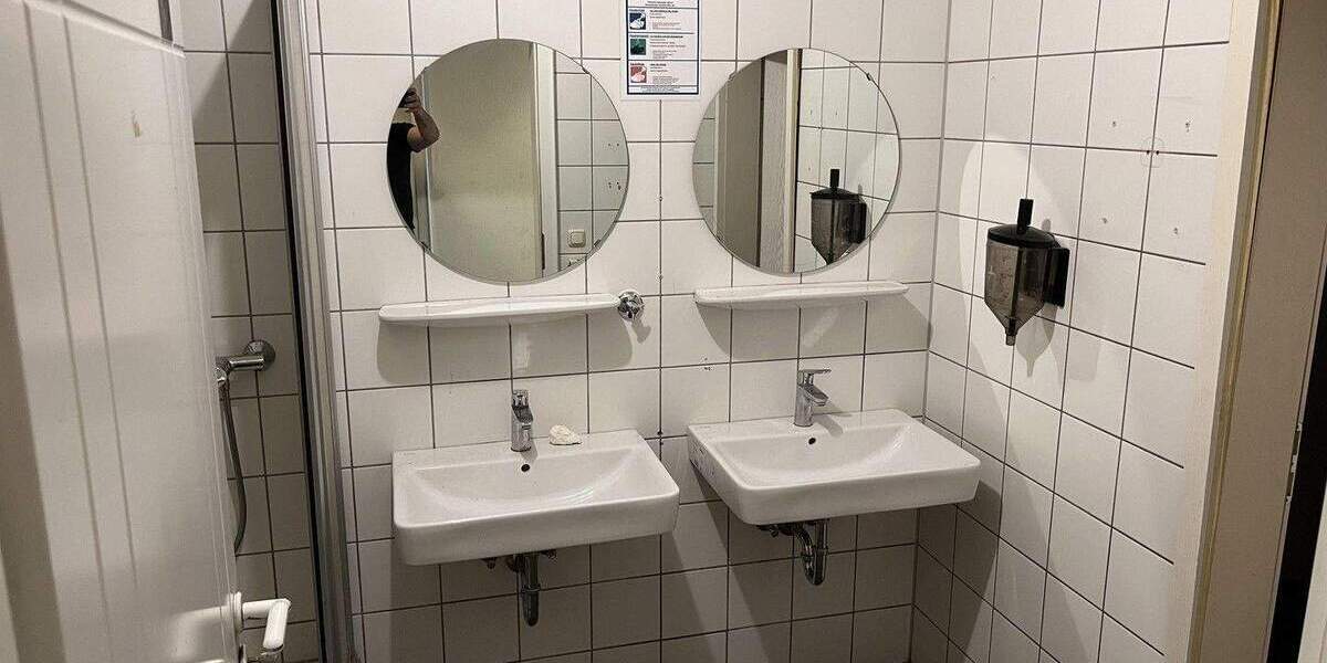 Produktions-und Lagerhalle ca. 1600m2 + 200m2 BüroWhg. in Löhne Gohfeld nähe B611A30A2 zimmer