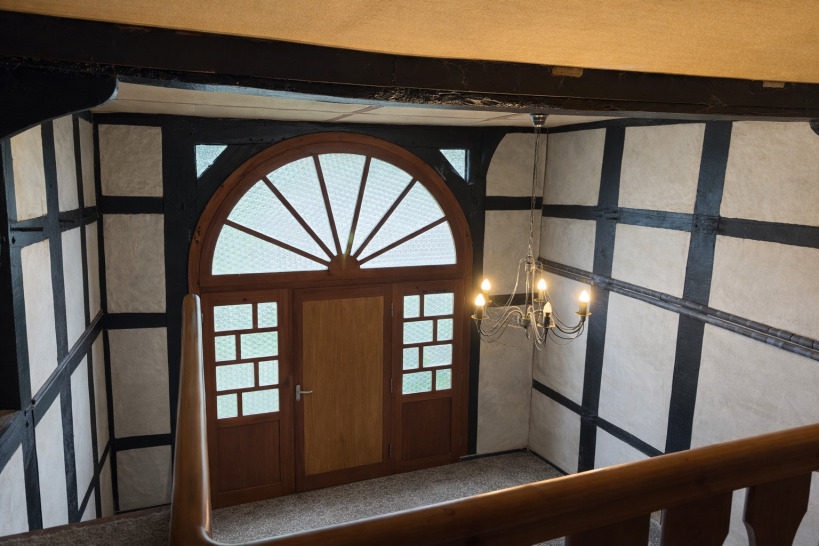 Fachwerkhaus mit zusätzlichem Werkstattgebäude in idyllischer-Naturlage... 8 zimmer