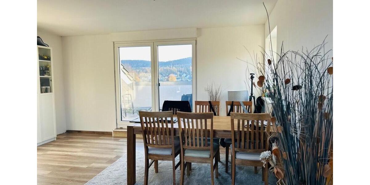 Dachgeschoßwohnung Detmold Hakedahl - 2.5 Zimmer, 75 m&sup2;, 189.000&euro; | Angebot:27038008