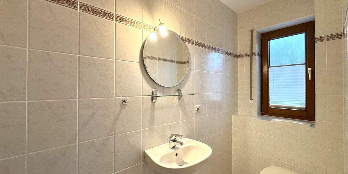 Wohnen wie im Haus: eine 3- Zimmer Wohnung mit eigenem Garten! 3 zimmer