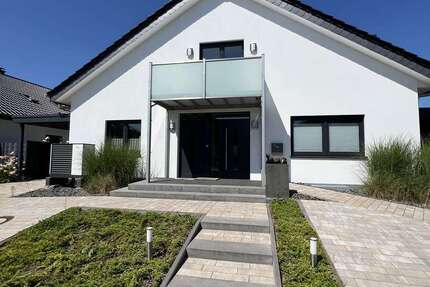 Haus Rheda-Wiedenbrück Wiedenbrück - 6 Zimmer, 178 m&sup2;, 2.490&euro; | Angebot:27144310