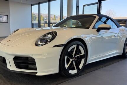 Porsche 992 6.000 km 189.900 &euro; Bielefeld 33719