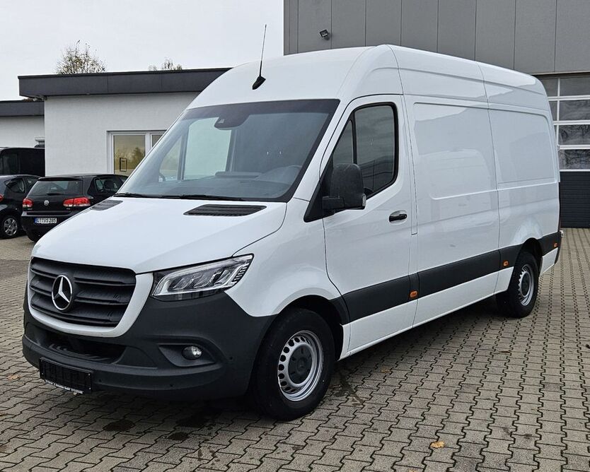 Mercedes-Benz Sprinter 189.307 km 27.251 € Halle (Westf) 33790