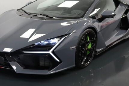 Lamborghini Revuelto 2.350 km 619.100 € Gütersloh 33330