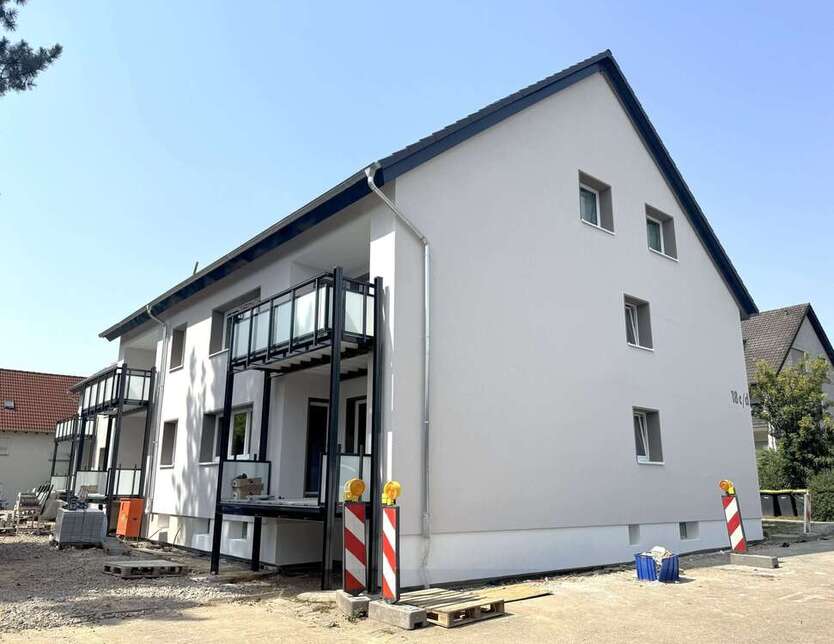 Wohnung zum Mieten in Lemgo 326,54 € 73.52 m²