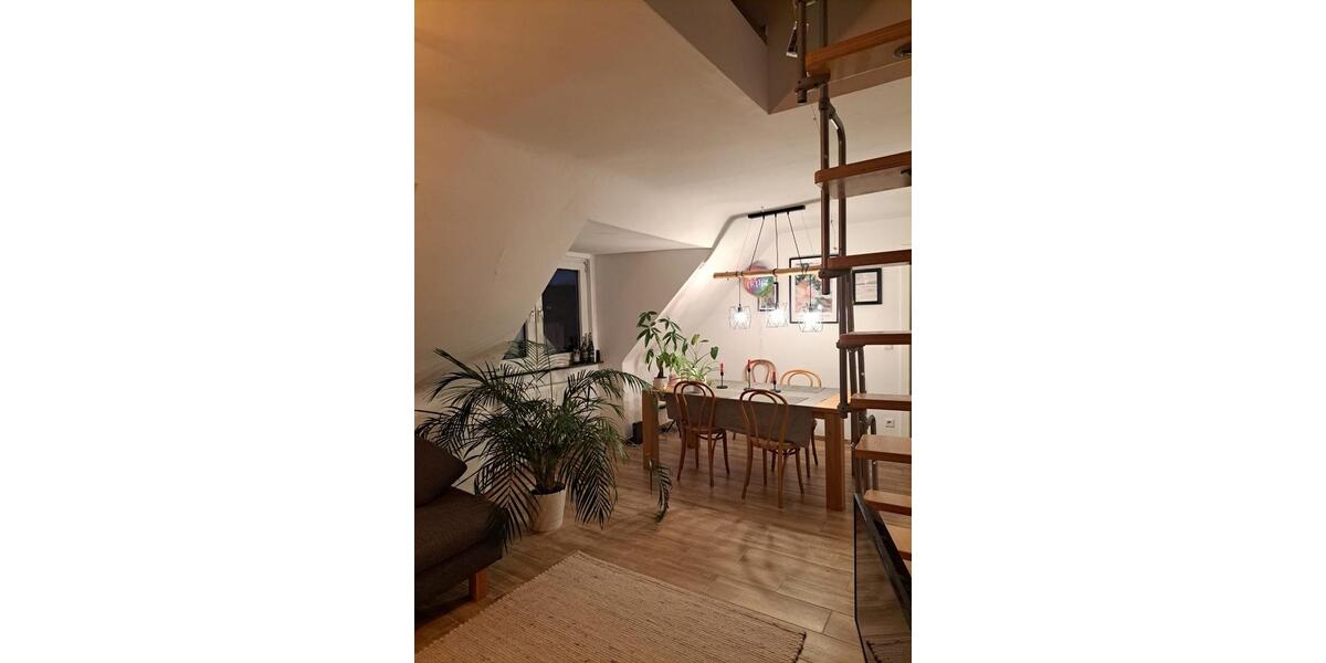 Dachgeschoßwohnung Bielefeld Stieghorst - 4 Zimmer, 80 m&sup2;, 440&euro; | Angebot:26651787