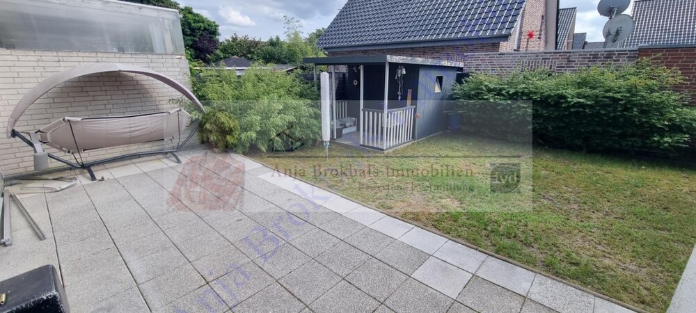 PREVIEW Junge DHH mit Garage in Spexard - provisionsfrei für Käufer - Doppelhaushälfte Gütersloh Isselhorst | Angebot:22286828