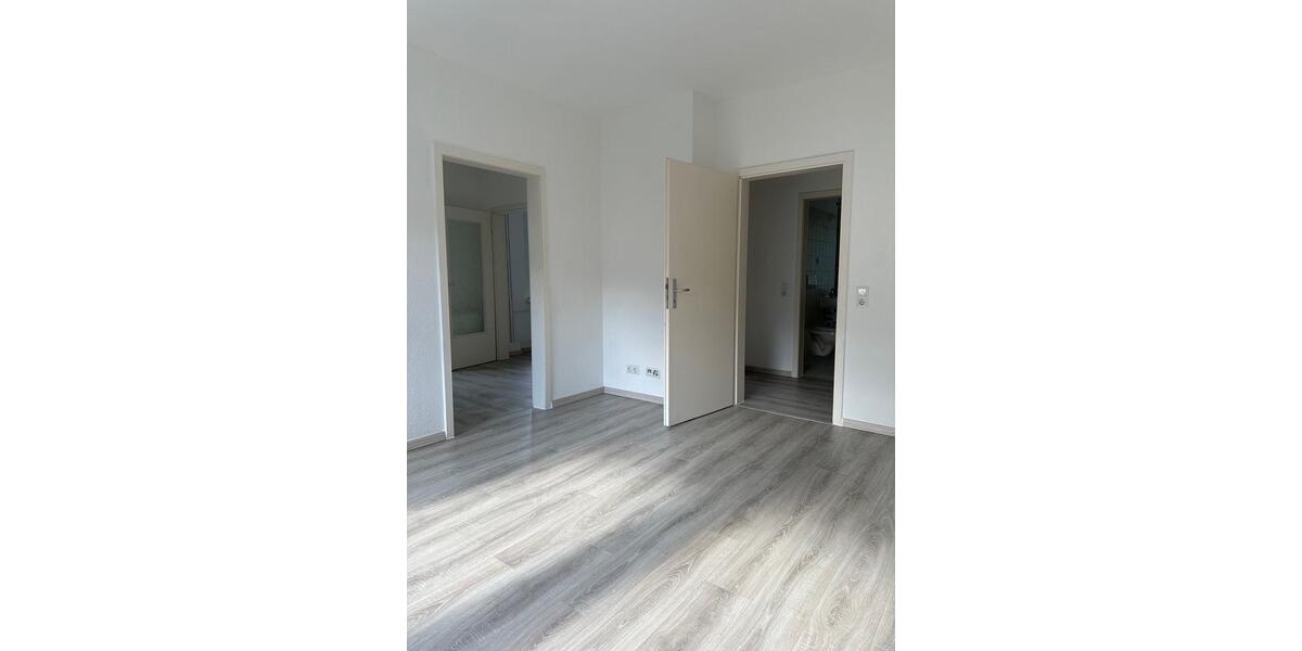 Etagenwohnung Detmold - 3 Zimmer, 53 m&sup2;, 450&euro; | Angebot:26465463