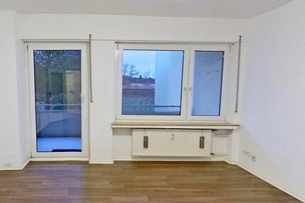 Geräumige 3-Zimmer-Wohnung mit BALKON und Tageslichtbad 3 zimmer