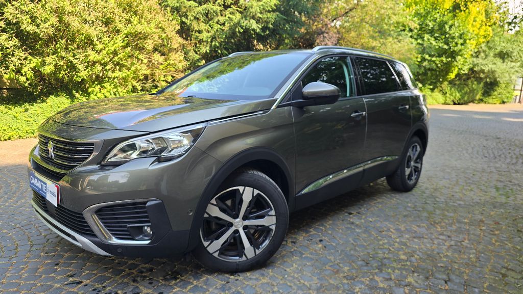 Peugeot 5008 98.000 km 14.990 &euro; Borgholzhausen 33829