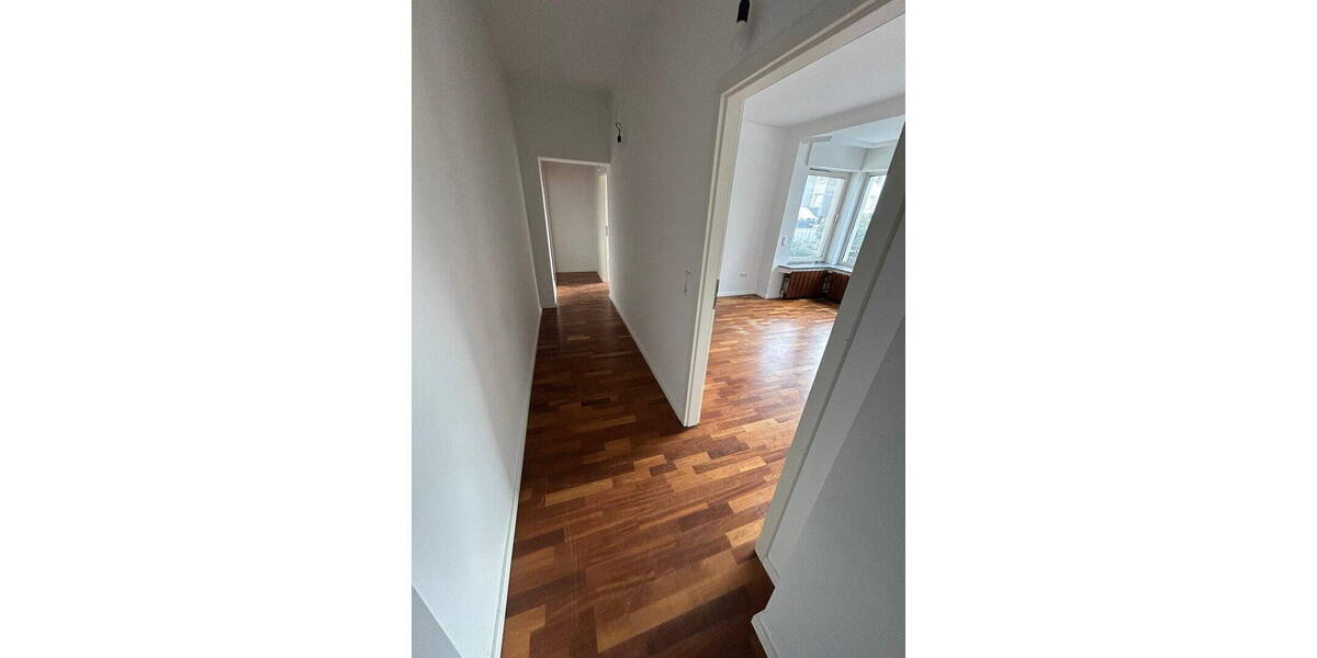 Etagenwohnung Bielefeld Brake - 4 Zimmer, 105 m&sup2;, 850&euro; | Angebot:26164115