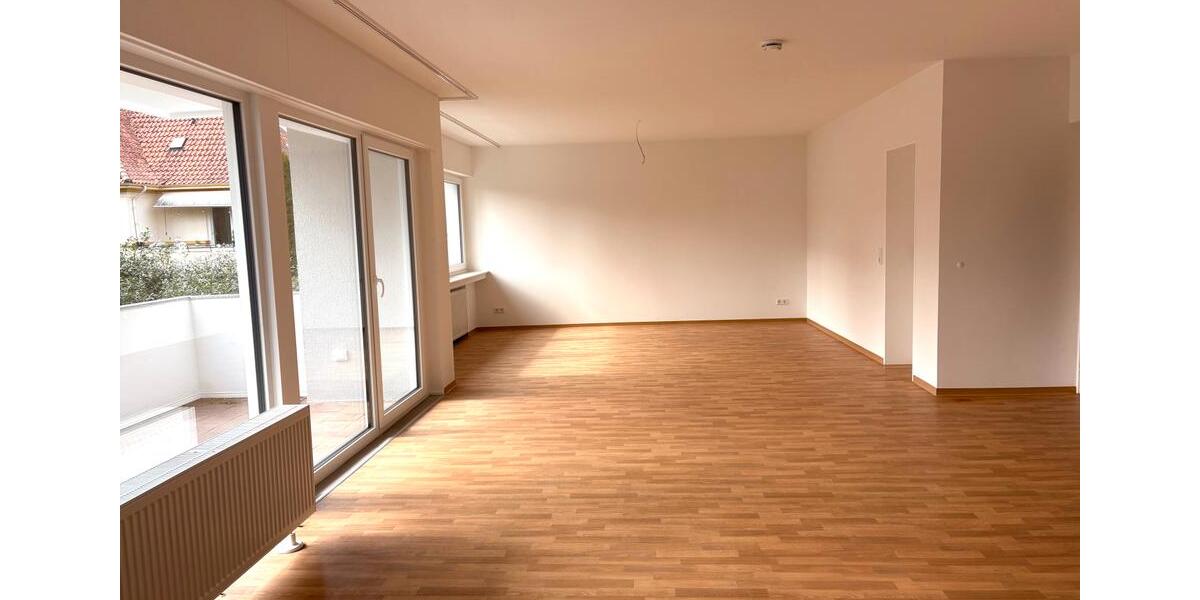Etagenwohnung Bad Salzuflen - 4 Zimmer, 122 m&sup2;, 1.280&euro; | Angebot:26618136