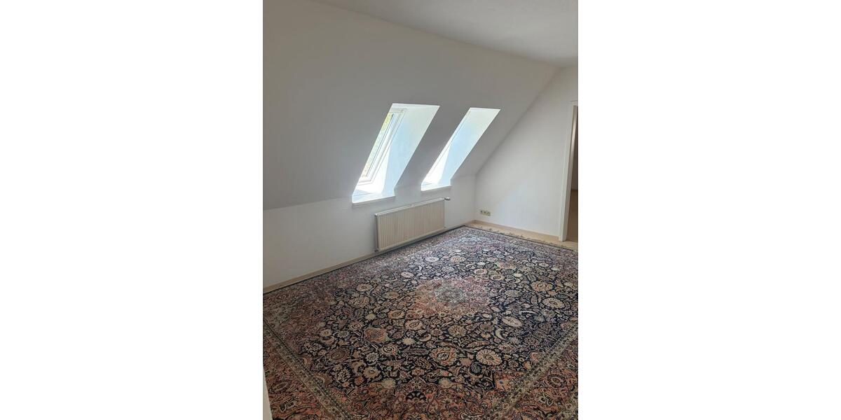 Einfamilienhaus Enger - 9 Zimmer, 200 m&sup2;, 335.000&euro; | Angebot:26396586