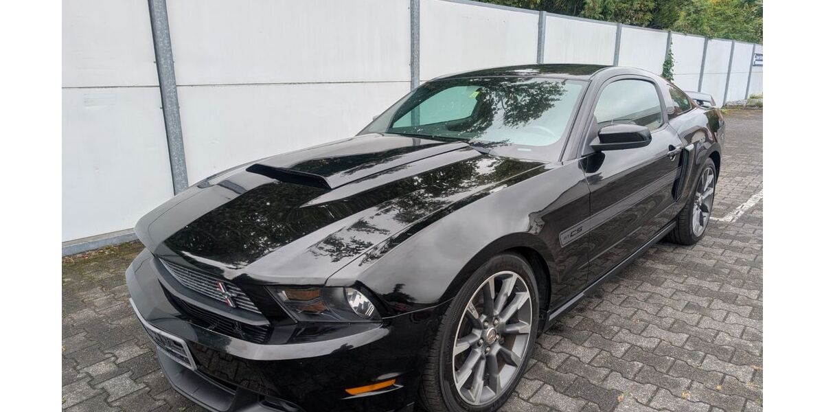 Ford Mustang 99.400 km 21.499 € Detmold 32758