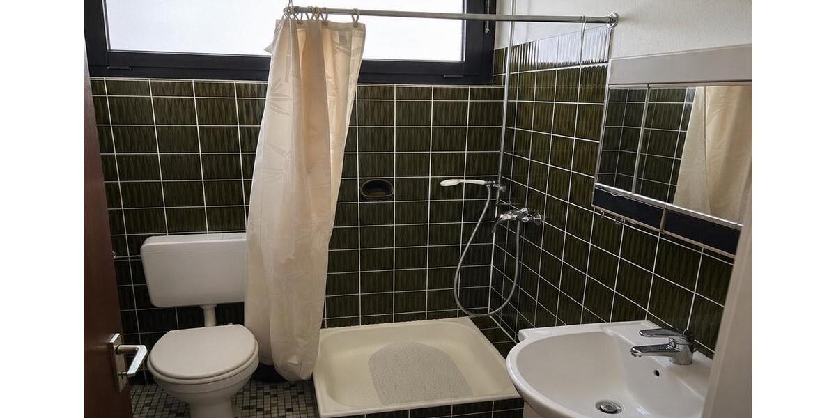 Erdgeschoßwohnung Halle - 1 Zimmer, 35 m&sup2;, 500&euro; | Angebot:26577530