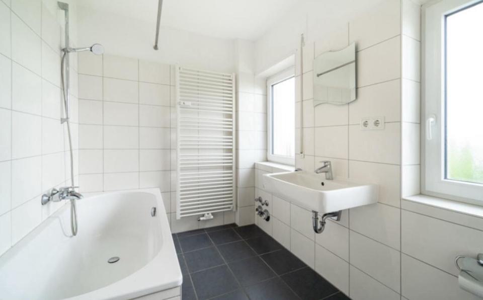 Erdgeschoßwohnung Bielefeld Heepen - 4 Zimmer, 95 m&sup2;, 1.400&euro; | Angebot:26393538