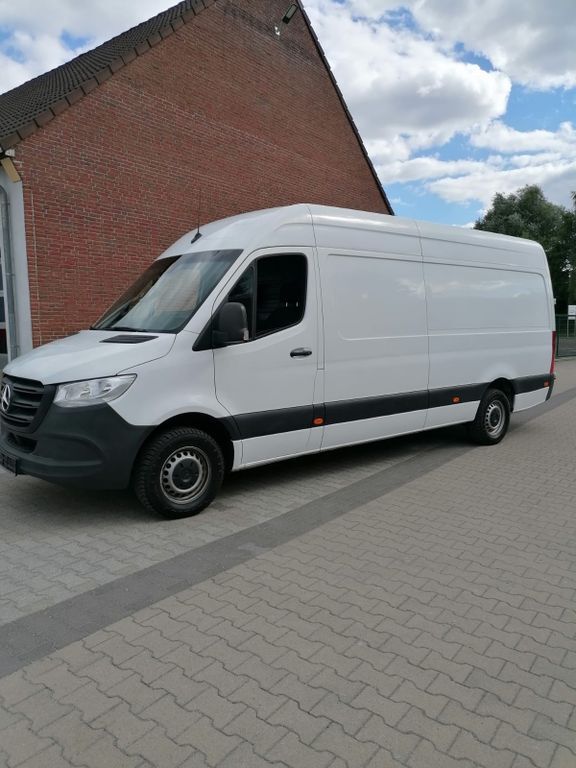 Mercedes-Benz Sprinter 254.000 km 19.450 € Bielefeld 33689