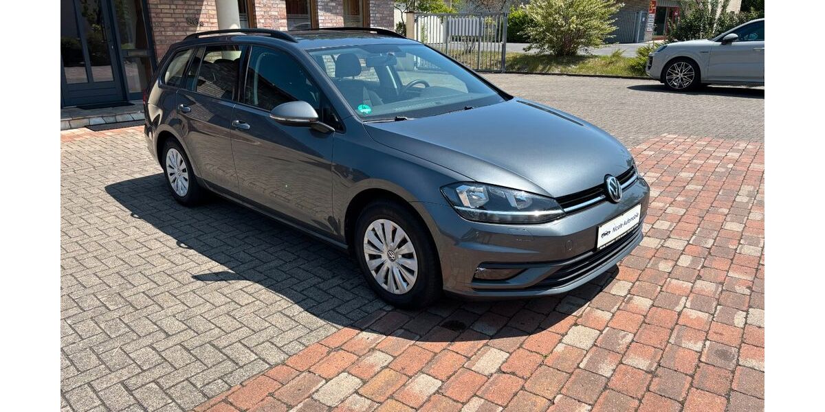 VW Golf 236.000 km 8.300 &euro; Versmold 33775