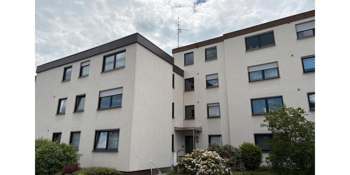 Etagenwohnung Bad Salzuflen - 3 Zimmer, 90 m&sup2;, 950&euro; | Angebot:26679297