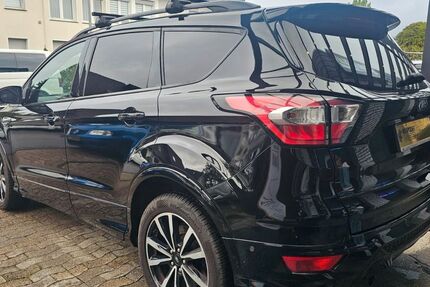 Ford Kuga 84.970 km 14.700 &euro; Bielefeld 33649
