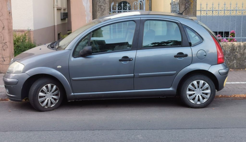 Citroen C3 113.500 km 2.600 &euro; Bielefeld 33611