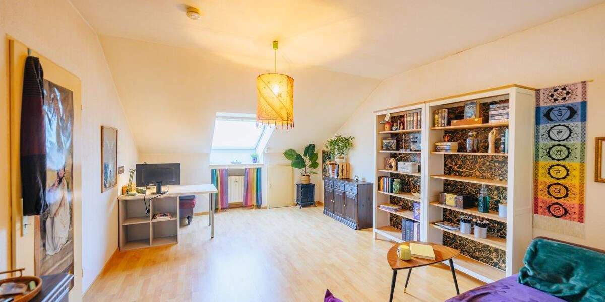 Reihenmittelhaus Leopoldshöhe Schuckenbaum - 8 Zimmer, 221 m&sup2;, 339.000&euro; | Angebot:25669161