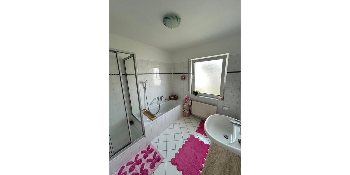 Etagenwohnung Bad Oeynhausen - 2 Zimmer, 74 m&sup2;, 800&euro; | Angebot:26414695