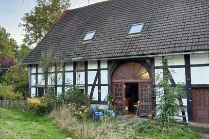 Haus zum Kaufen in Detmold 347.000 € 191.57 m² 8 zimmer