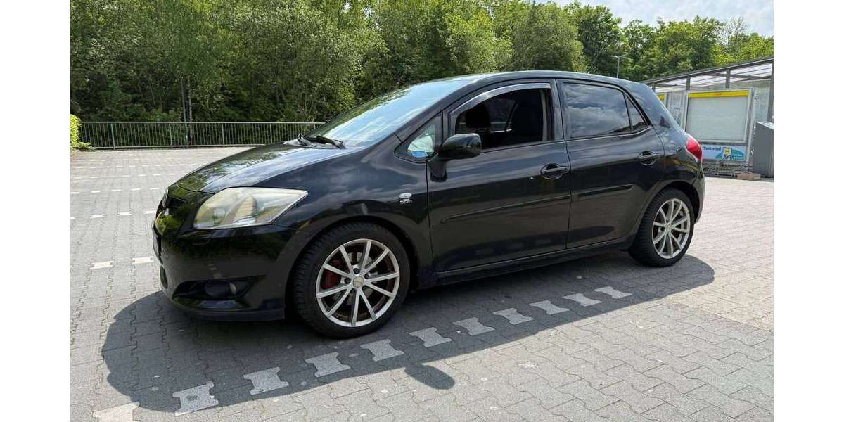 Toyota Auris 233.000 km 2.650 &euro; Bielefeld, Stadt 33605