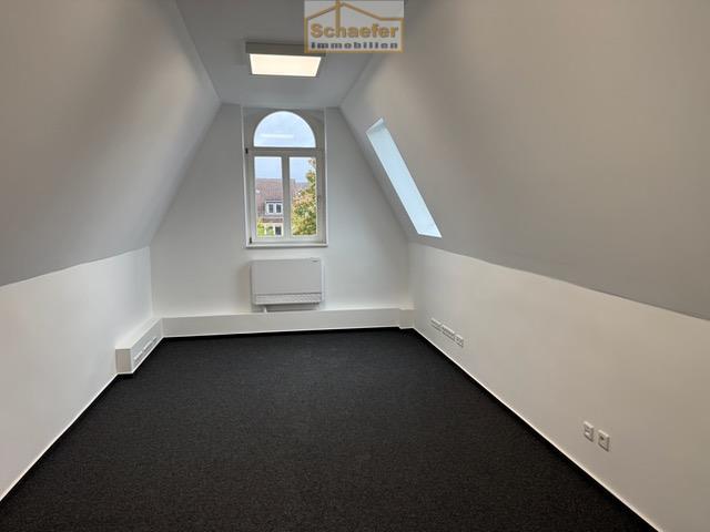 Modernisierte Büro- oder Praxisräume in historischem Gebäude in der Innenstadt - Gewerbeobjekt Detmold | Angebot:24611663